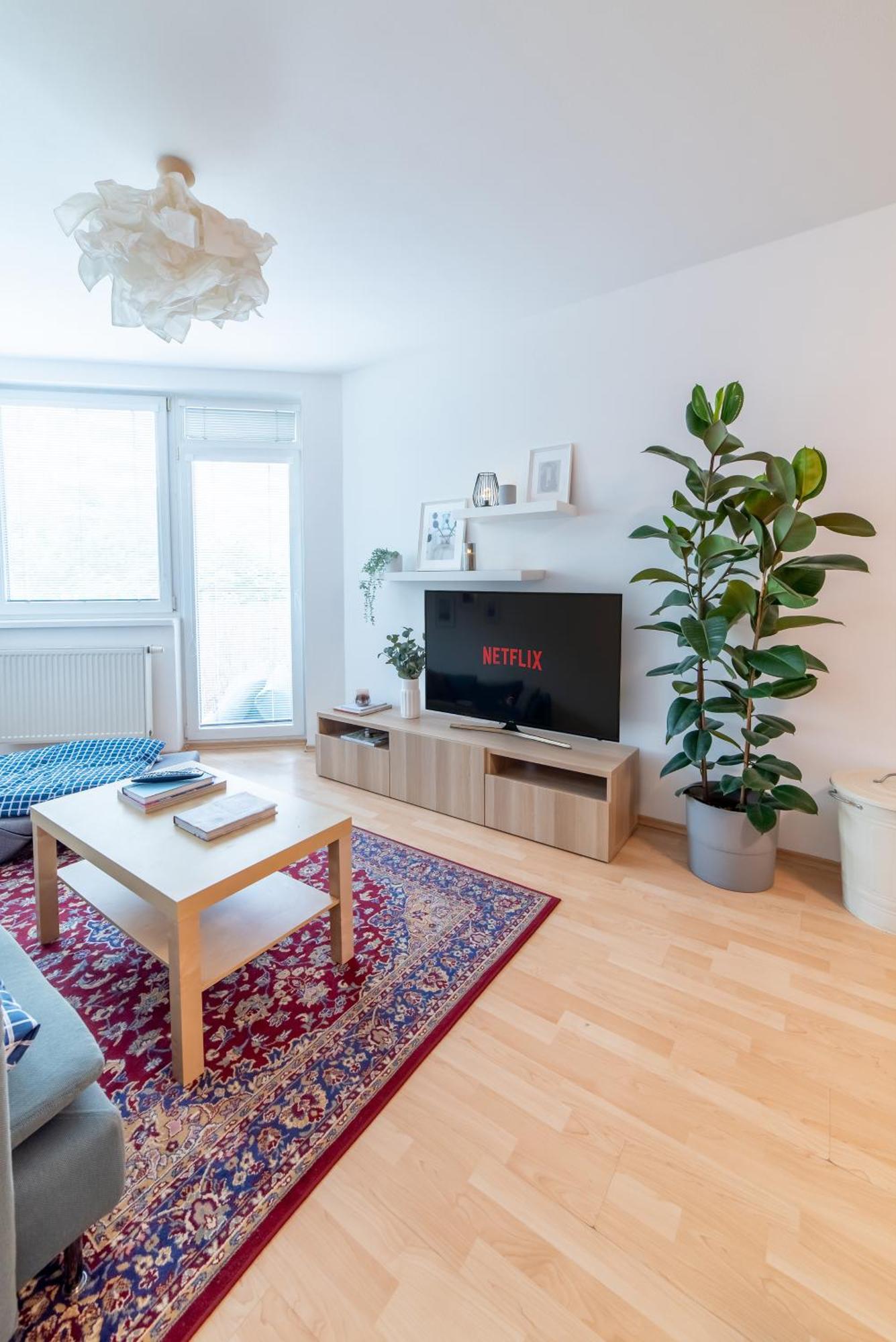 Grape Apartment Братислава Экстерьер фото