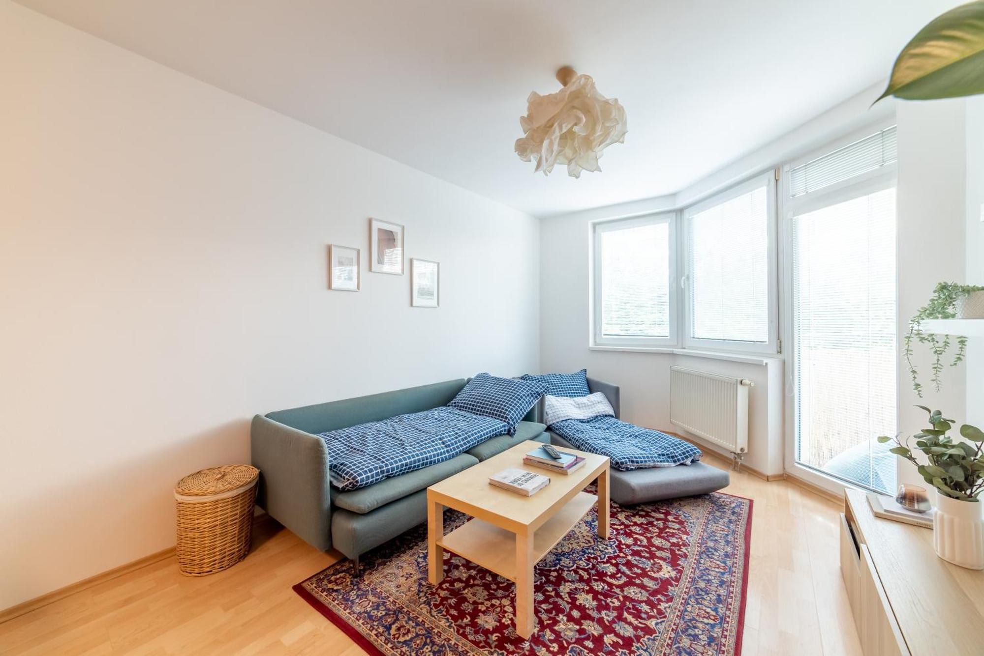 Grape Apartment Братислава Экстерьер фото