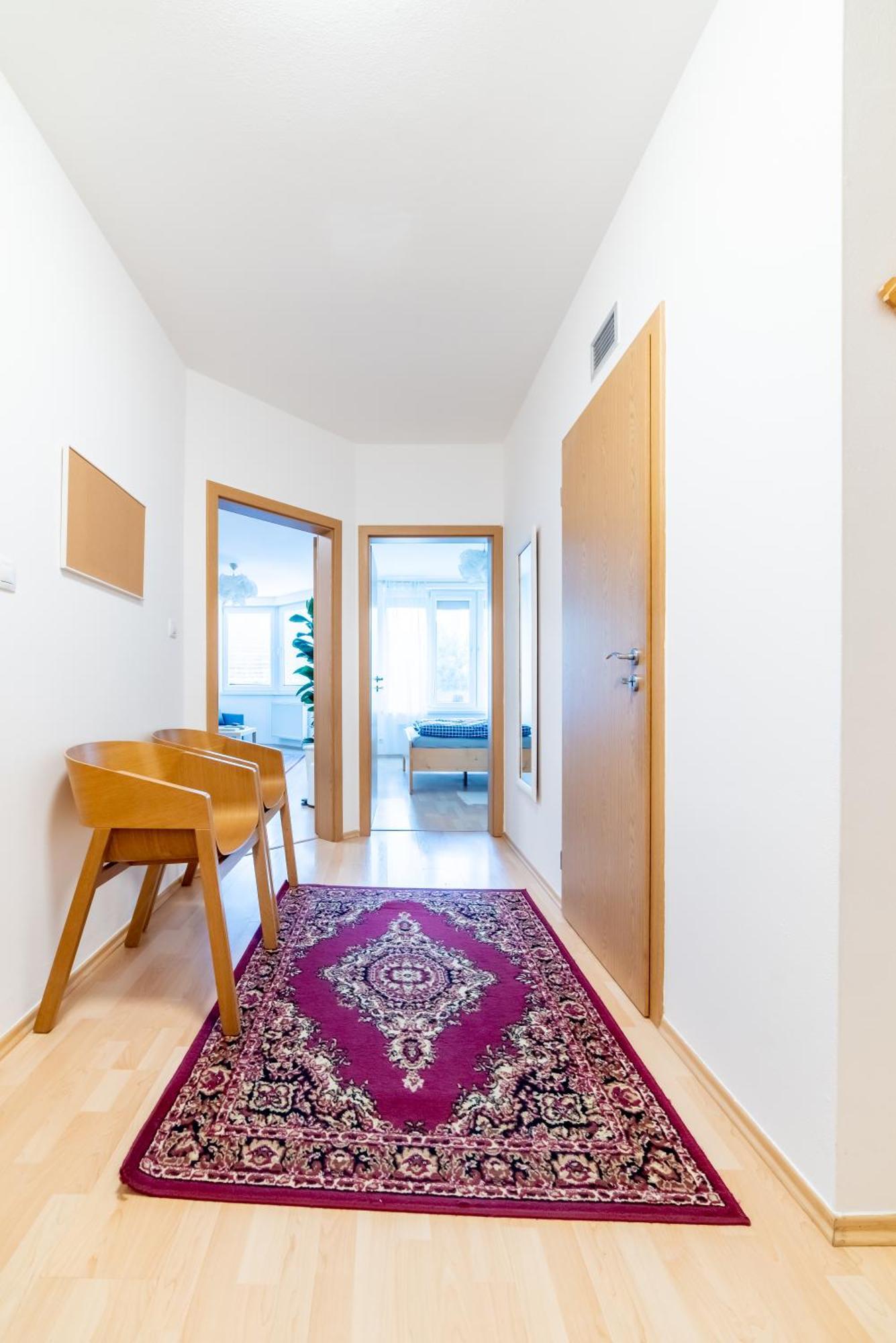 Grape Apartment Братислава Экстерьер фото