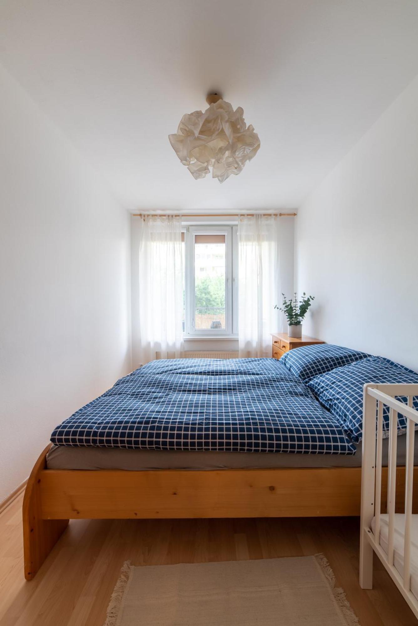 Grape Apartment Братислава Экстерьер фото